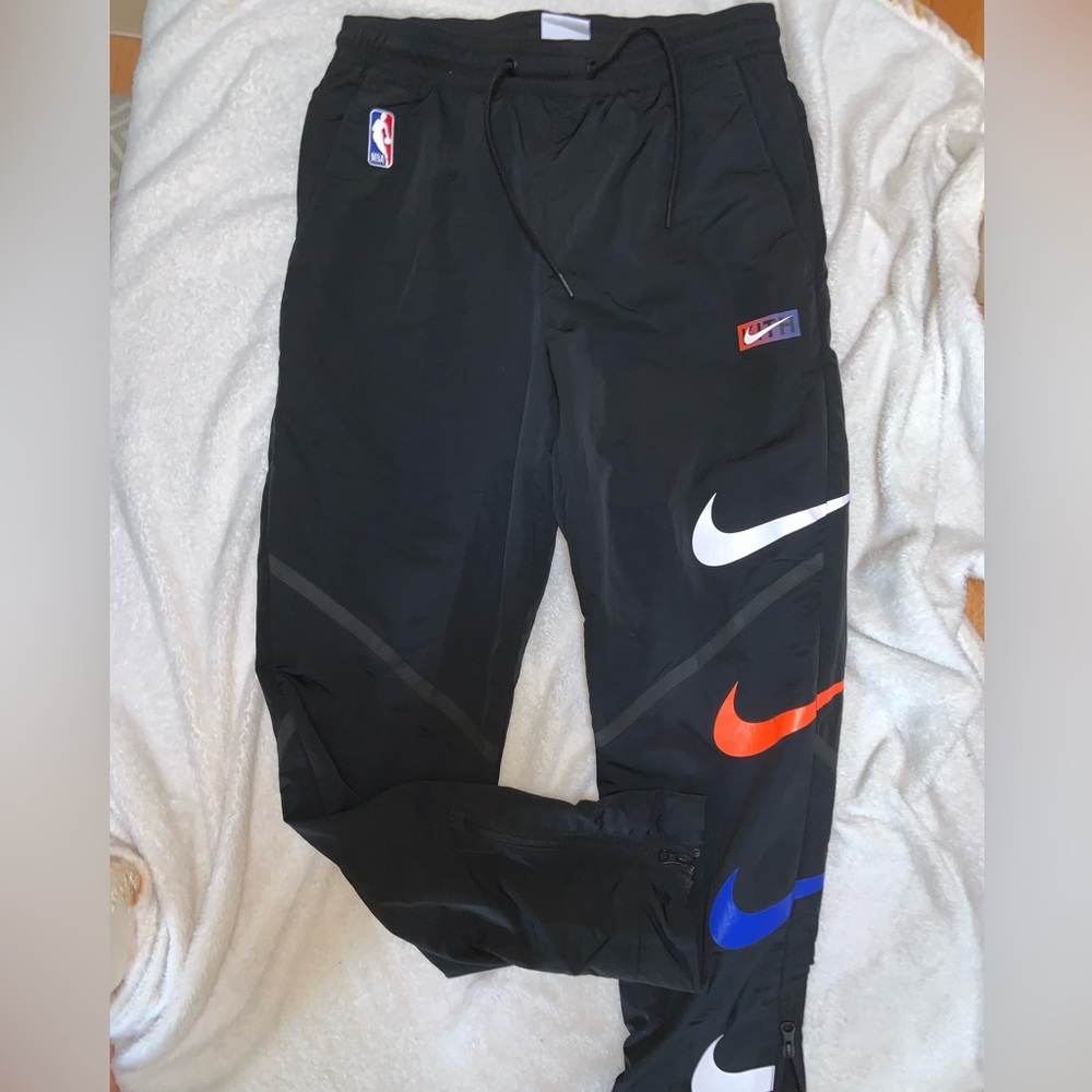Kith Nike for New York Knicks Pants
Size S